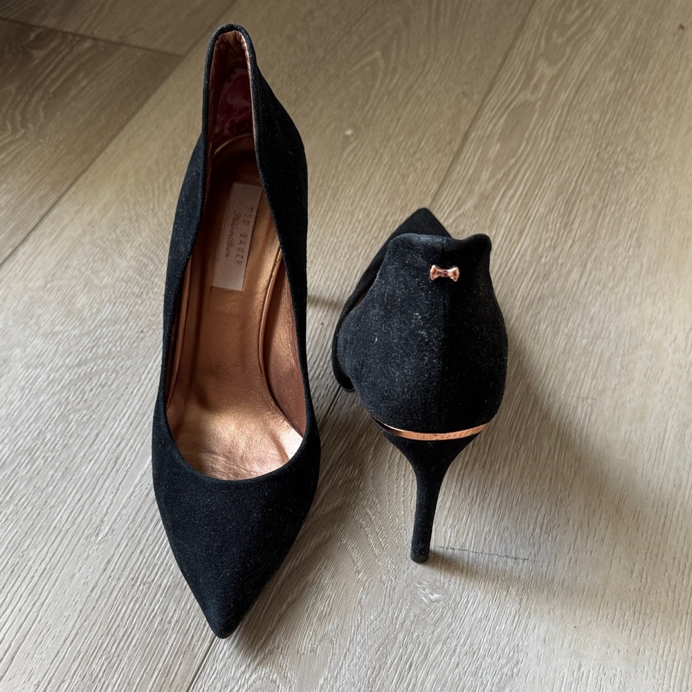 Ted Baker London Black Suede Heels